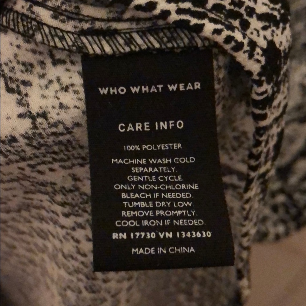 Dress - Picture 6 of 6